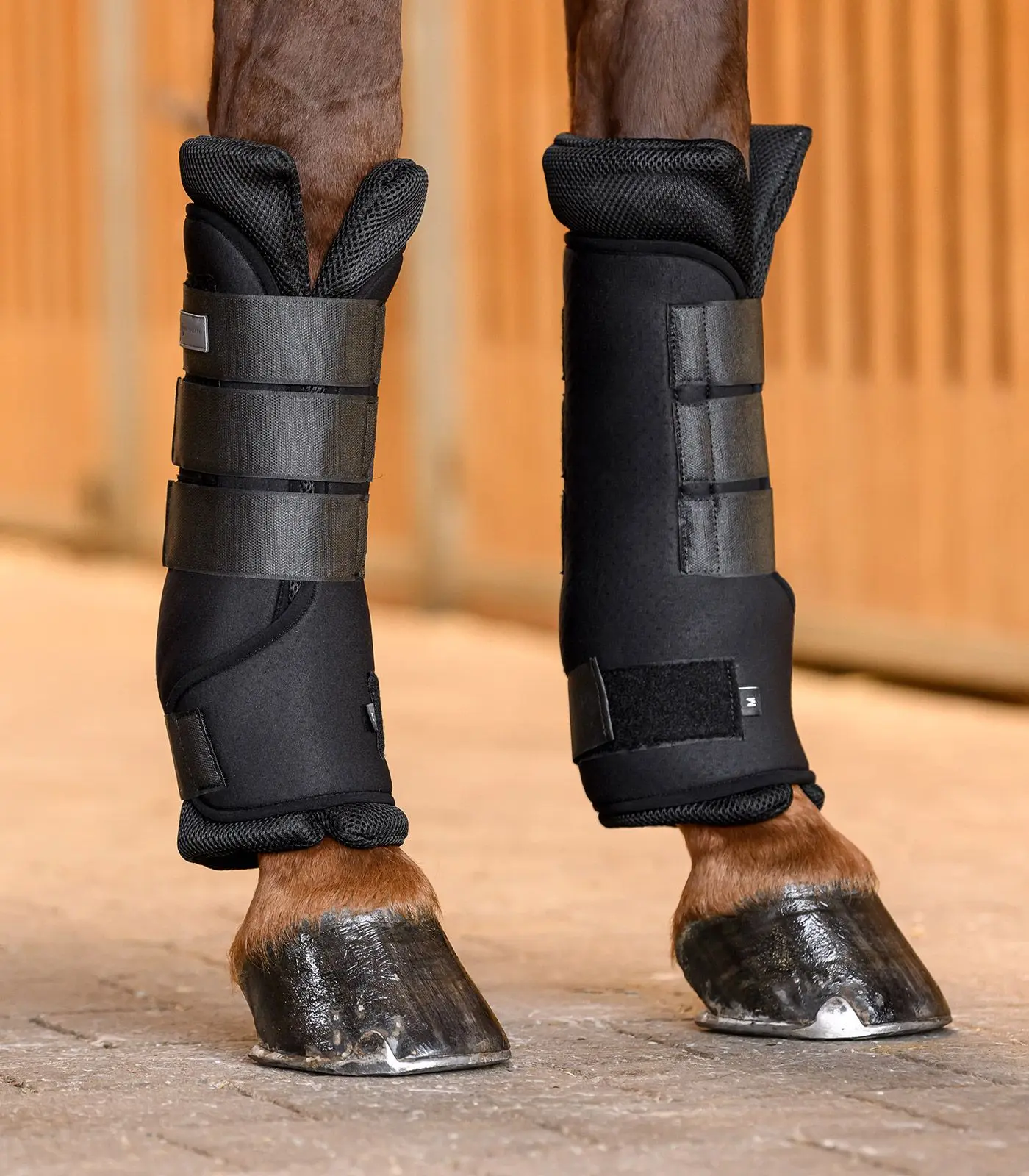 BREATH stable boot