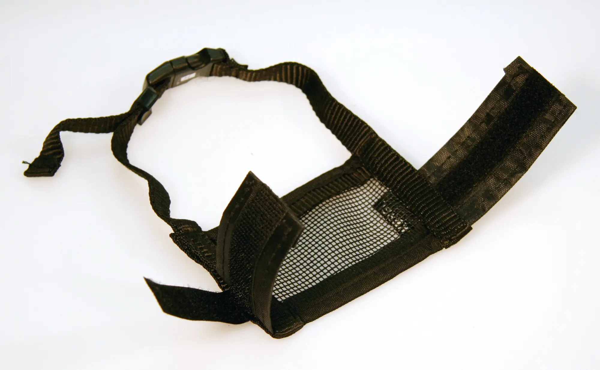 Muzzle Nylon 20 – 26 cm 9,5cm 19 - 39 cm