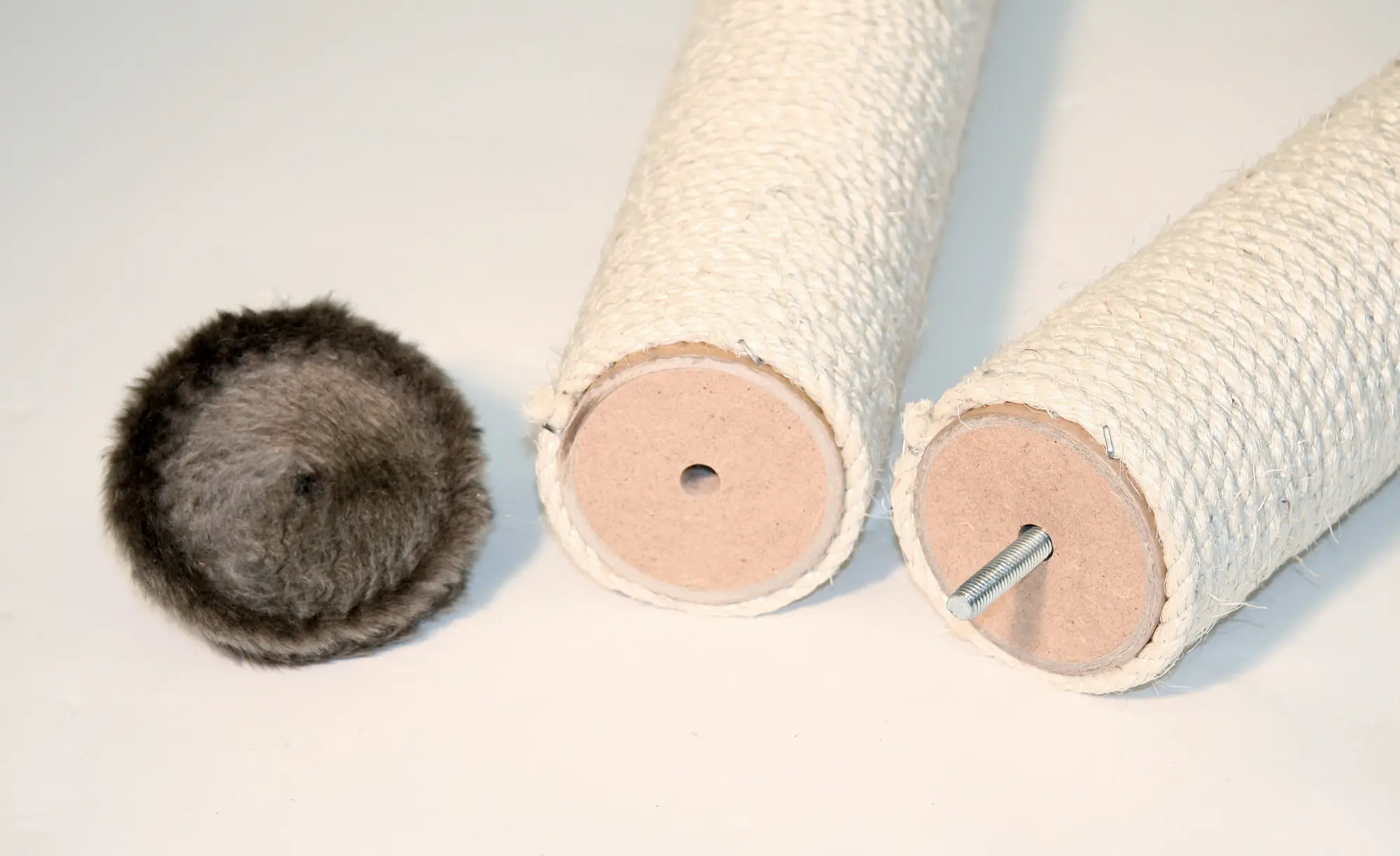 scratching post OPAL-MAXI grey, hight: 78 cm