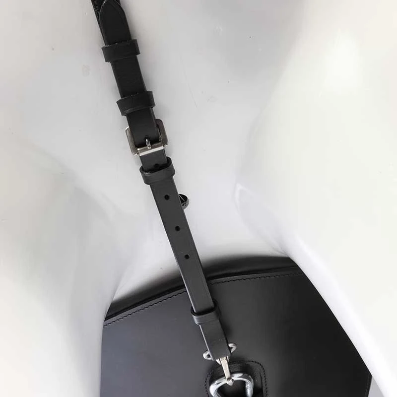 KAVALKADE Vorderzeug "V-Shape", W, schwarz
