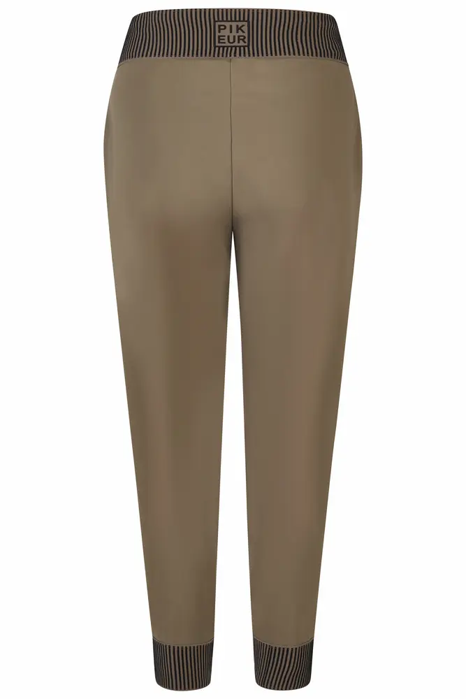 Ladies JOGGER PANTS 8876 Selection winter 2025