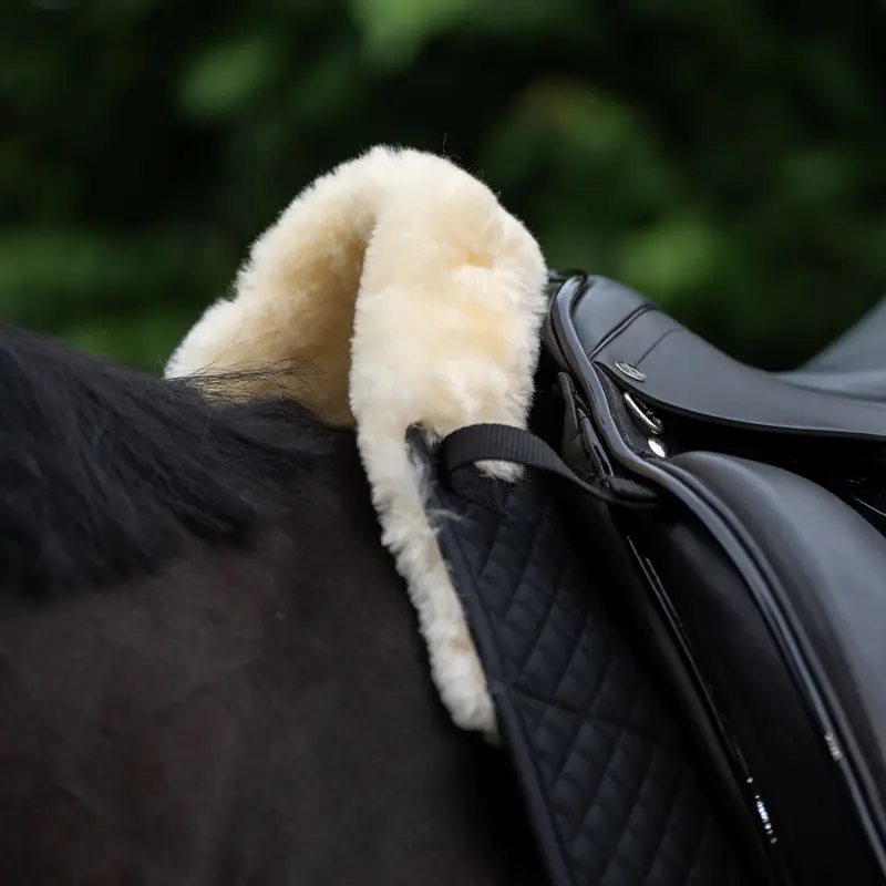 Schabracke - Lammfell mit innenliegenden Taschen