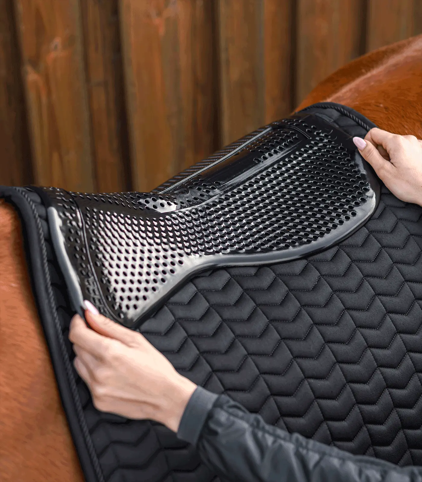 Gel pad with synthetic fur