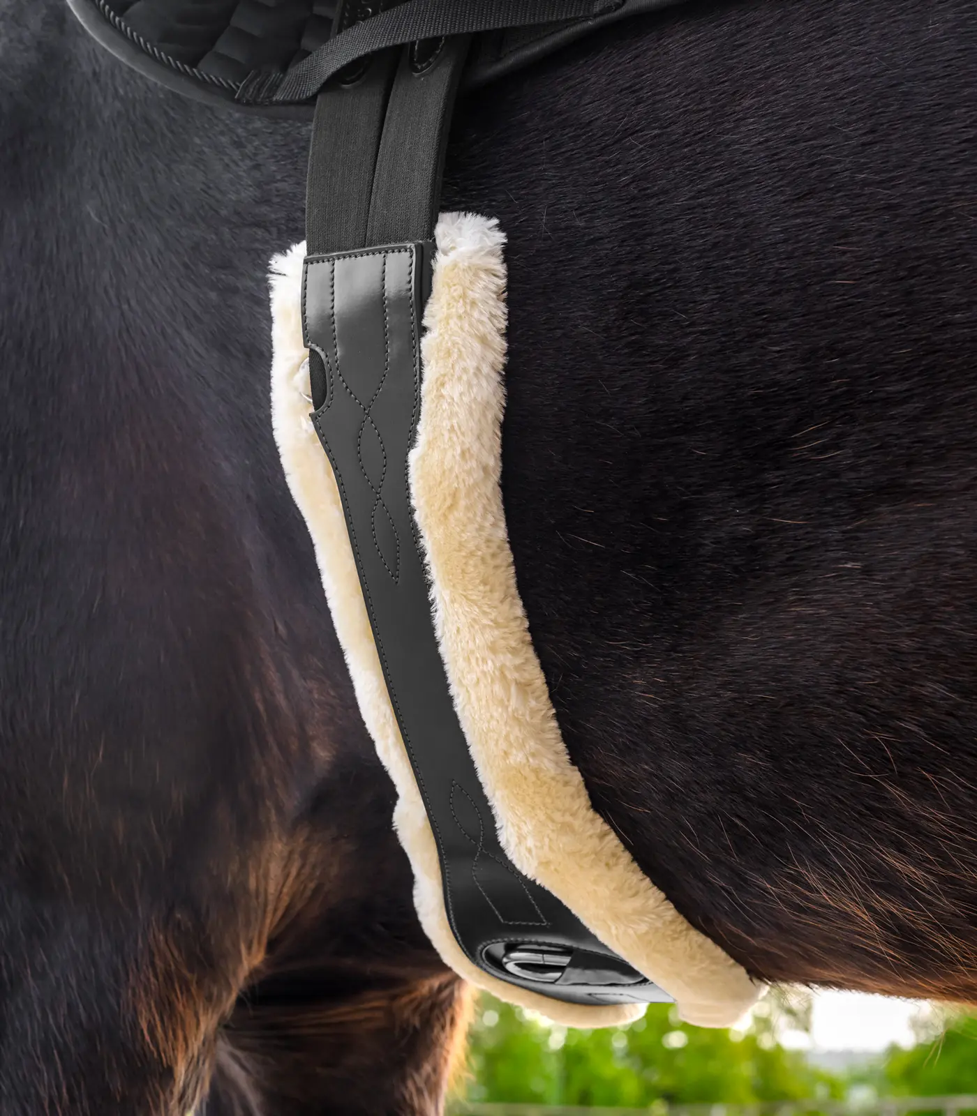 Waldhausen leather saddle girth with ECO Wool