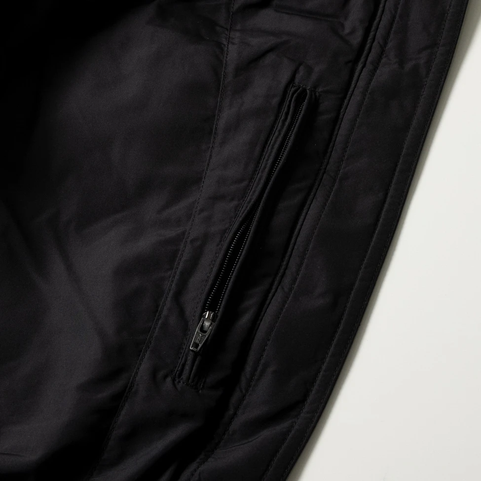 Unisex Daunenjacke Classic mit Kapuze