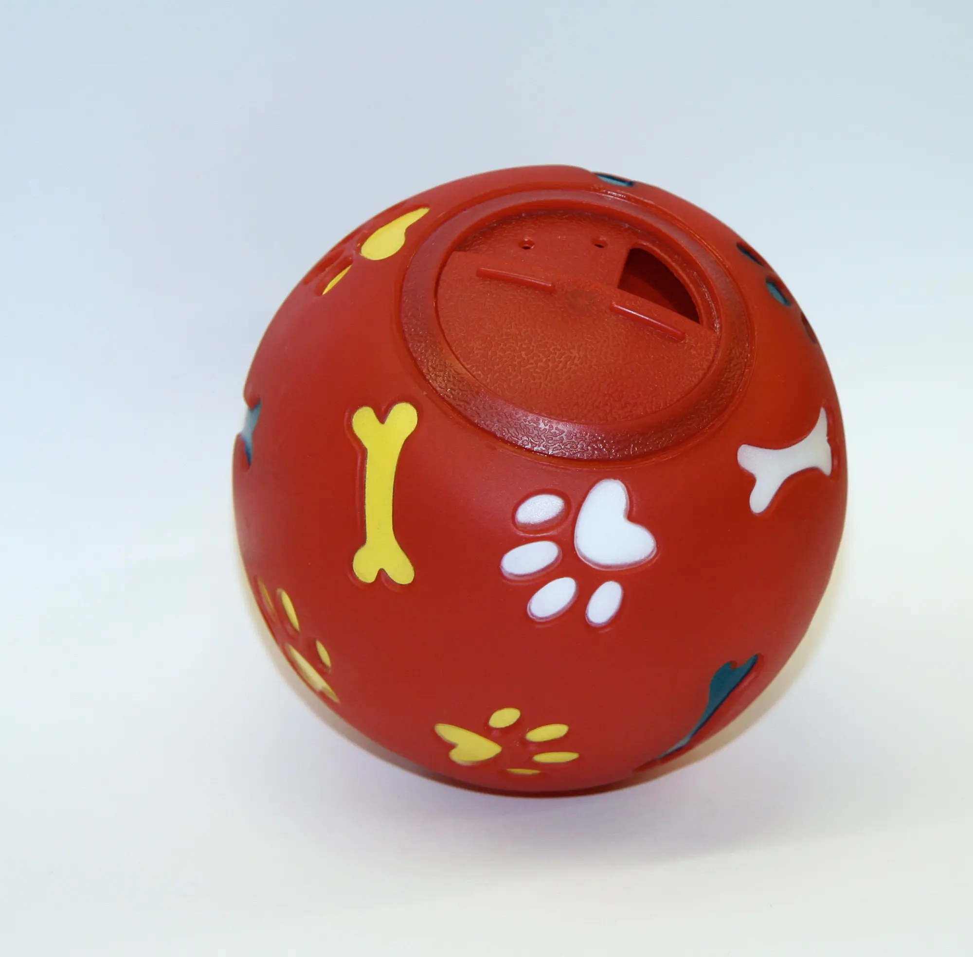 Dog snack ball ø 11cm, red