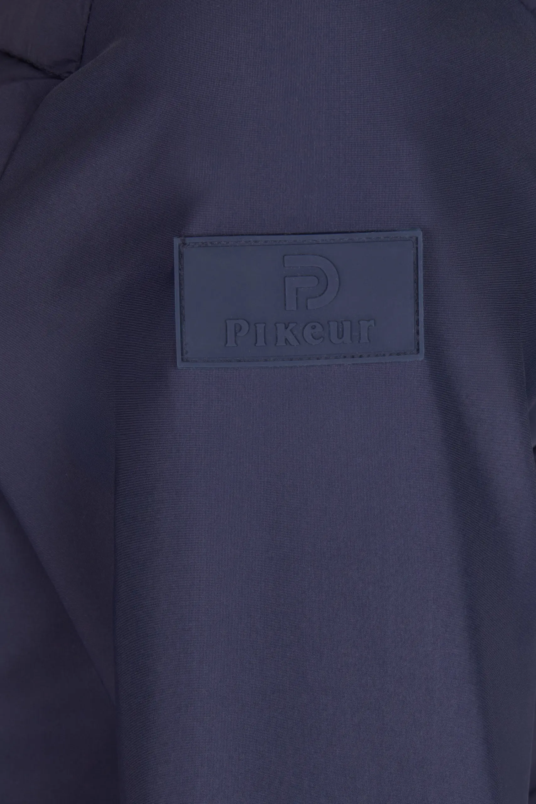 Damen HYBRID JACKET The Core Sommer 2026