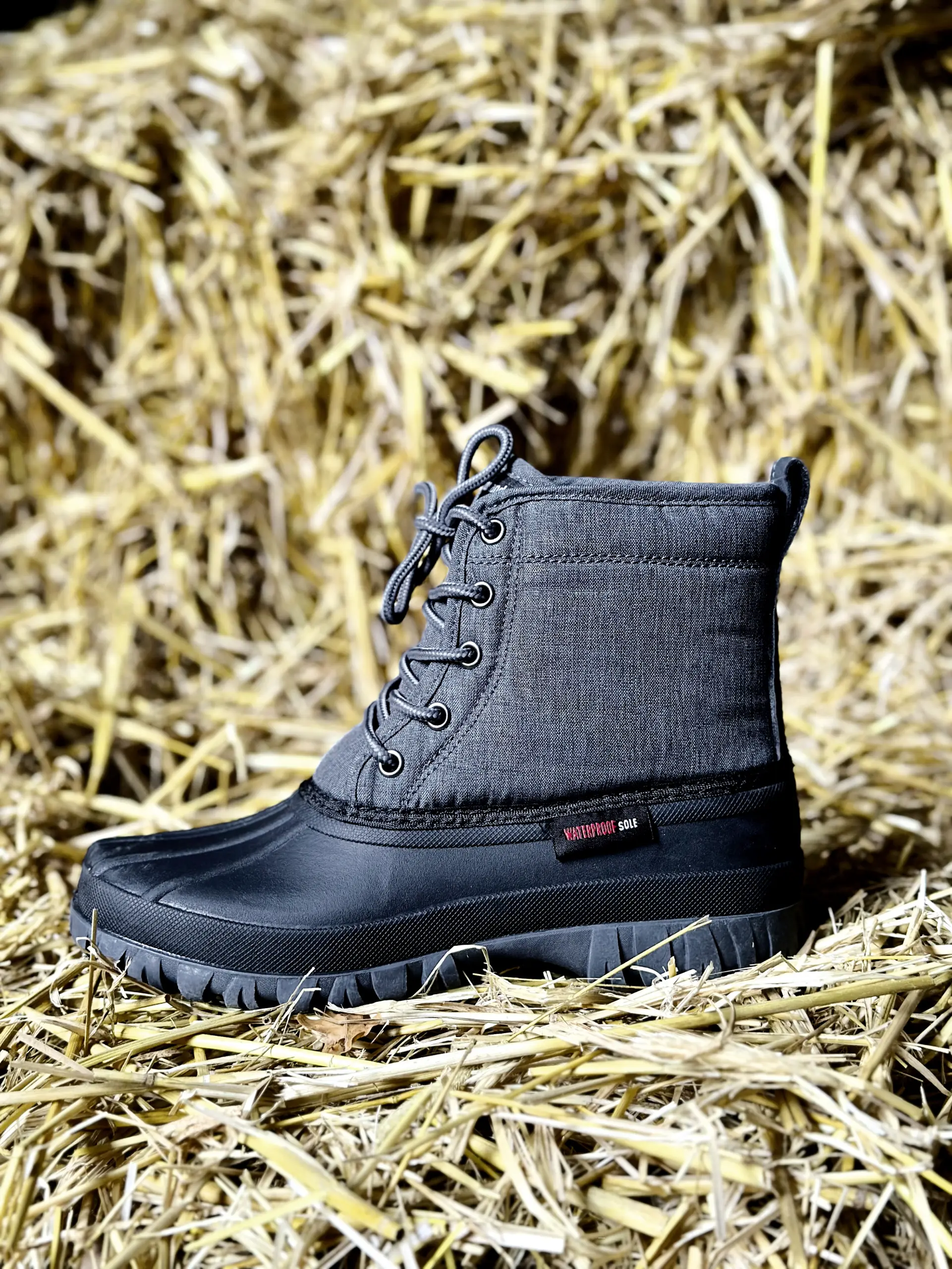 Crosslander® Stallschuh "Astana", schwarz/grau, wasserdichter Gum