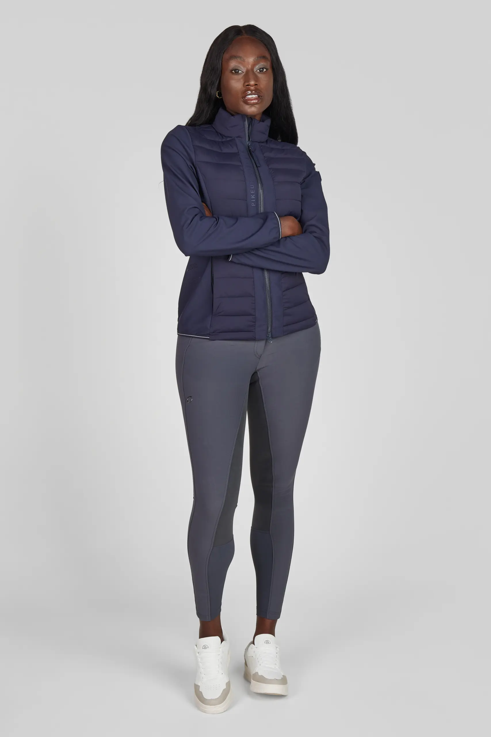Damen HYBRID JACKET The Core Sommer 2026