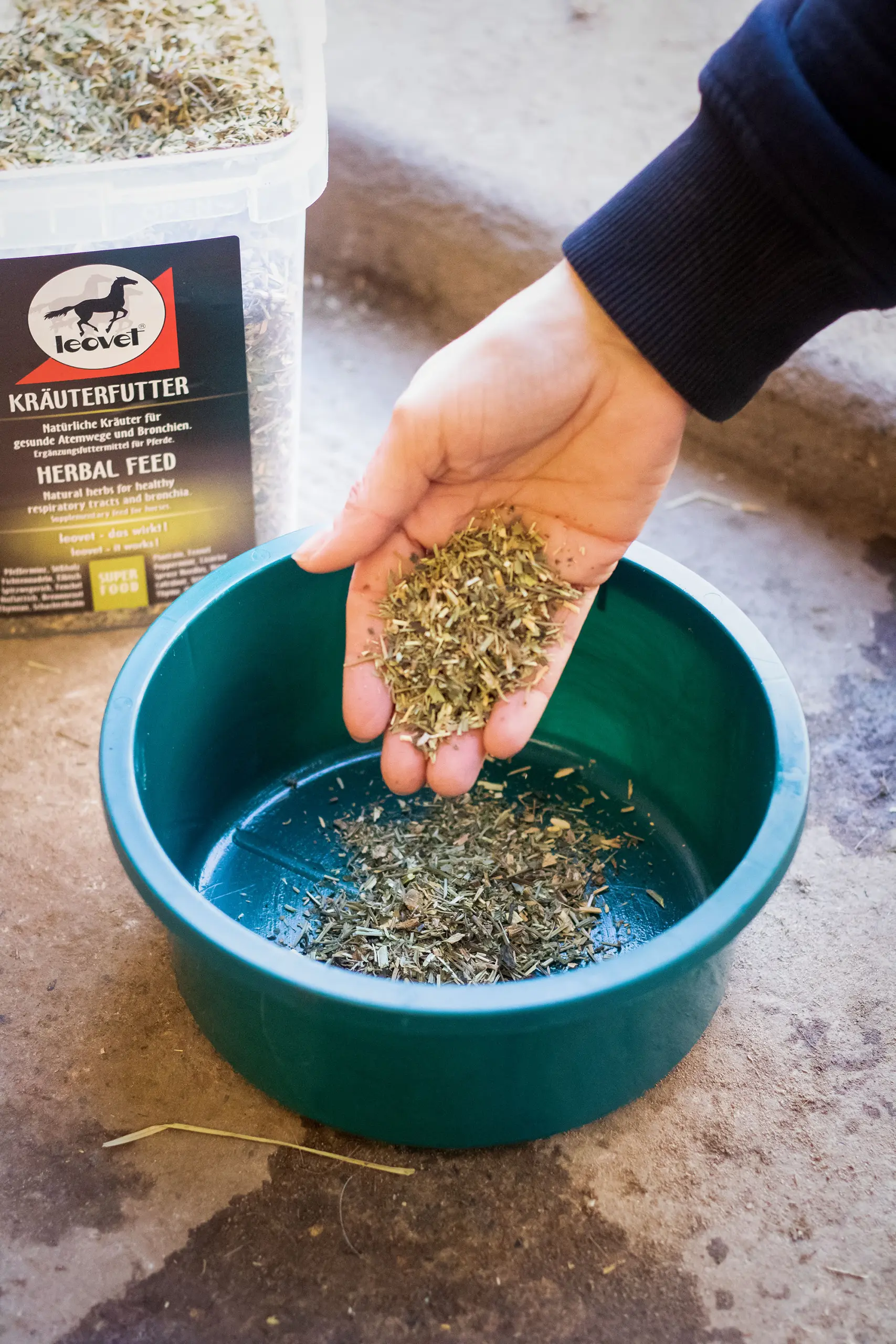 LEOVET Herbal Feed